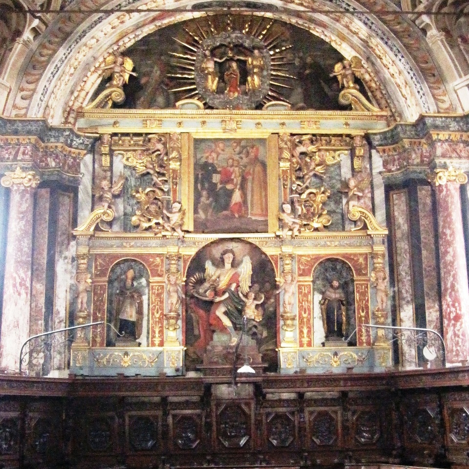 005_interno_coro_ligneo